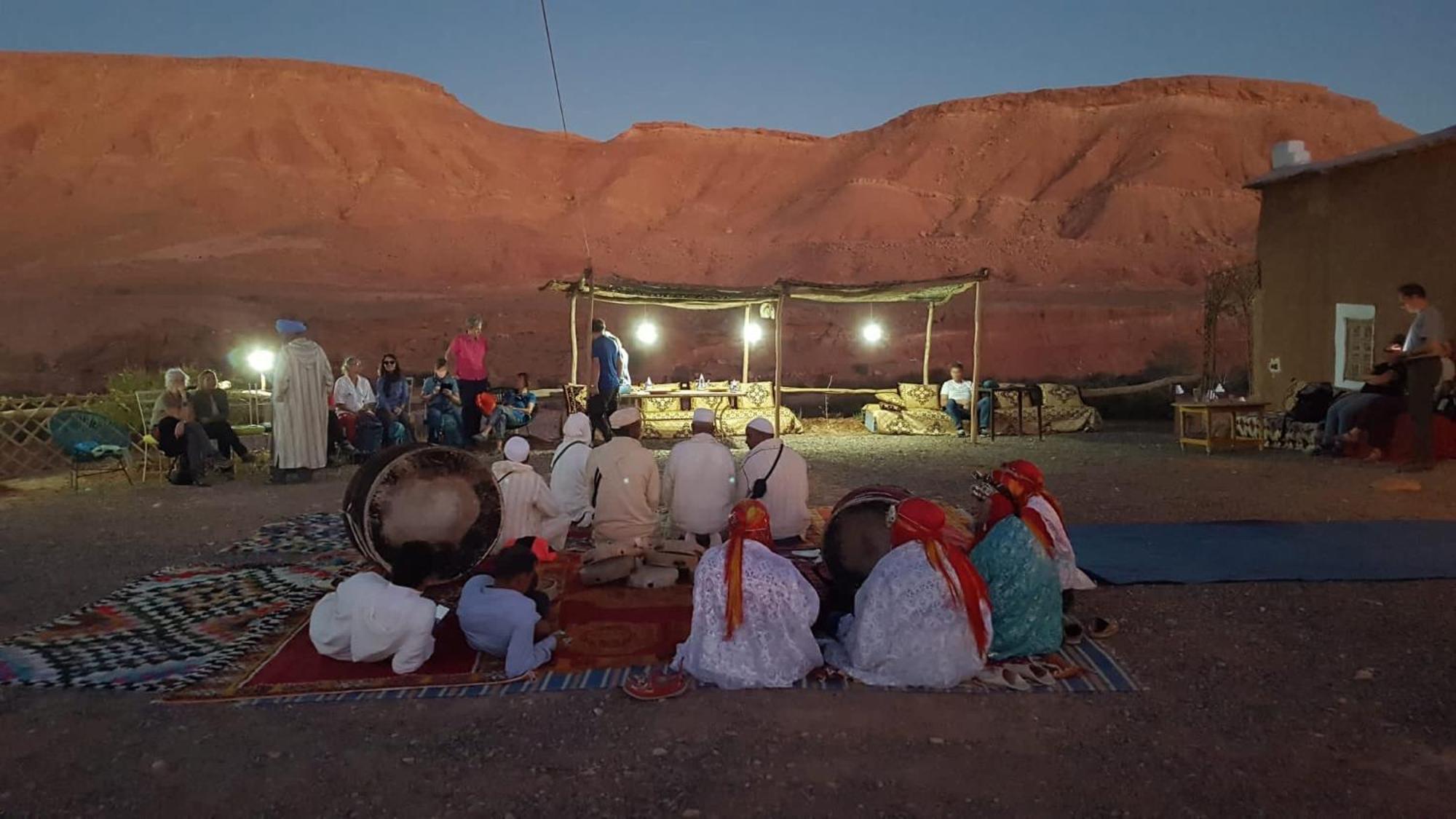 Tigmi Hamid Decouverte Des Traditions Et De La Culture Berbere Ait Benhaddou Exteriör bild
