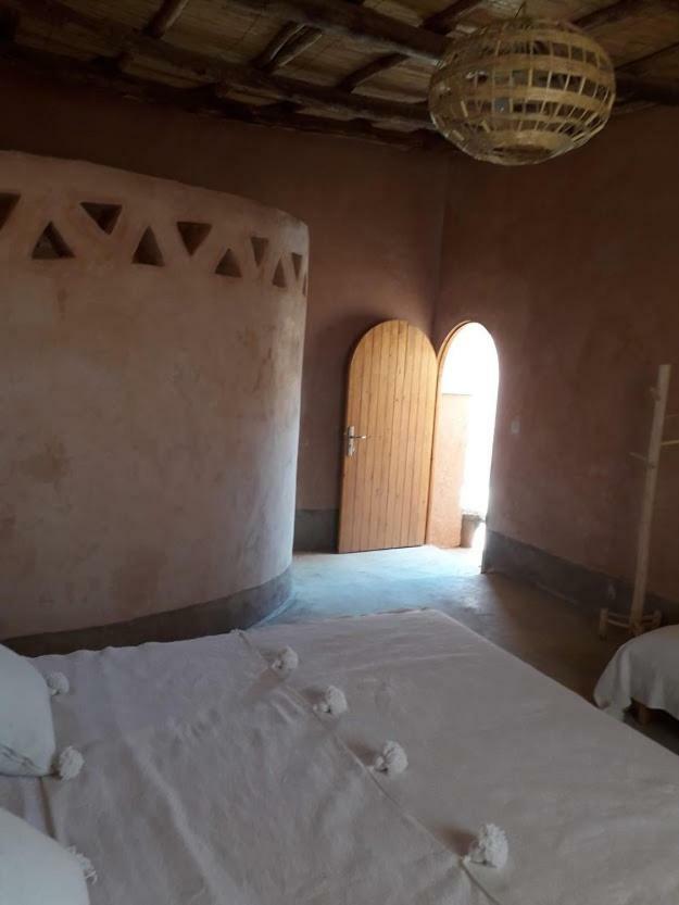 Tigmi Hamid Decouverte Des Traditions Et De La Culture Berbere Ait Benhaddou Exteriör bild