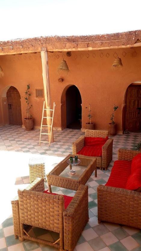 Tigmi Hamid Decouverte Des Traditions Et De La Culture Berbere Ait Benhaddou Exteriör bild